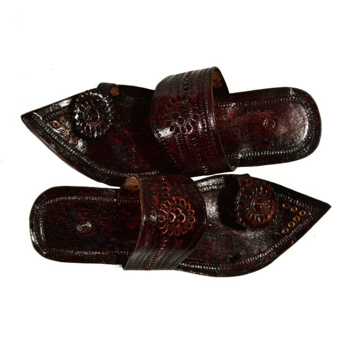 kolhapuri chappal on sherwani